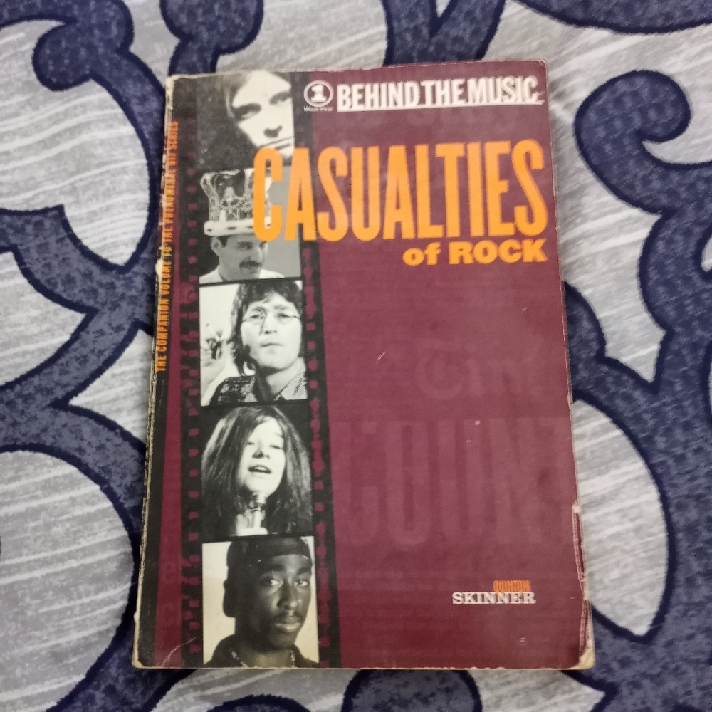 👠VH1 CASUALTIES OF ROCK softcover Book👠
